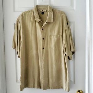 Tommy Bahama men's short sleeve button down 100% silk shirt. L. Beige.